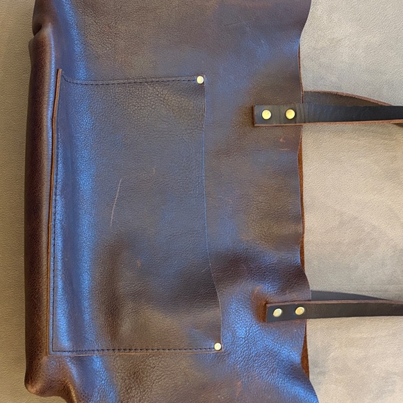 Portland Leather Classic Large Brown Leather Tote Bag - Picture 3 of 7